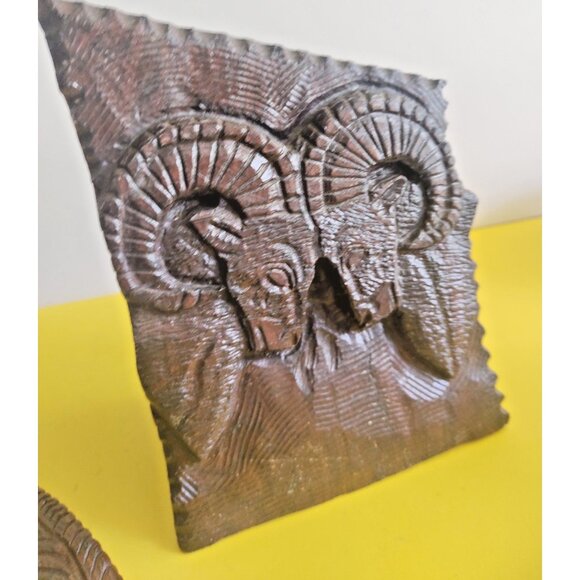 Vintage Large Back Forest Wooden pen holder carving Rams Butting Heads - Picture 9 of 13